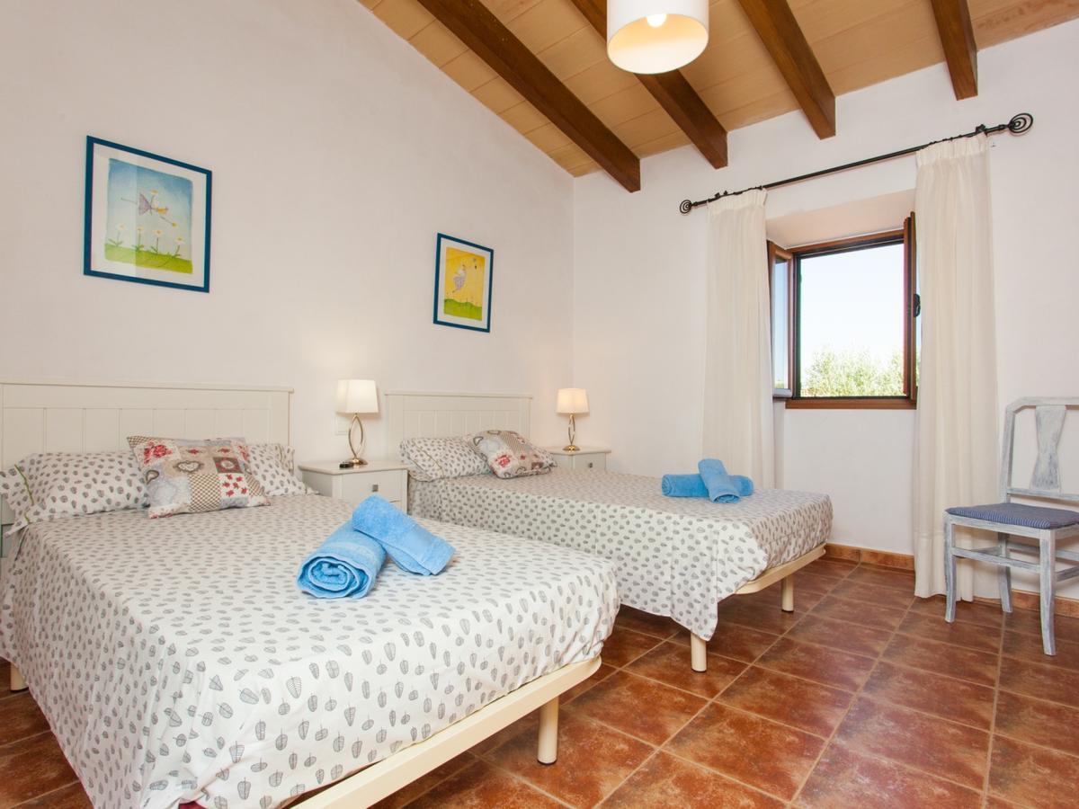 Villa Paula Llombarts المظهر الخارجي الصورة